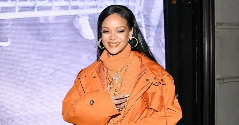 Samo Rihanna može izgledati ovako dobro u najmanje fotogeničnoj boji