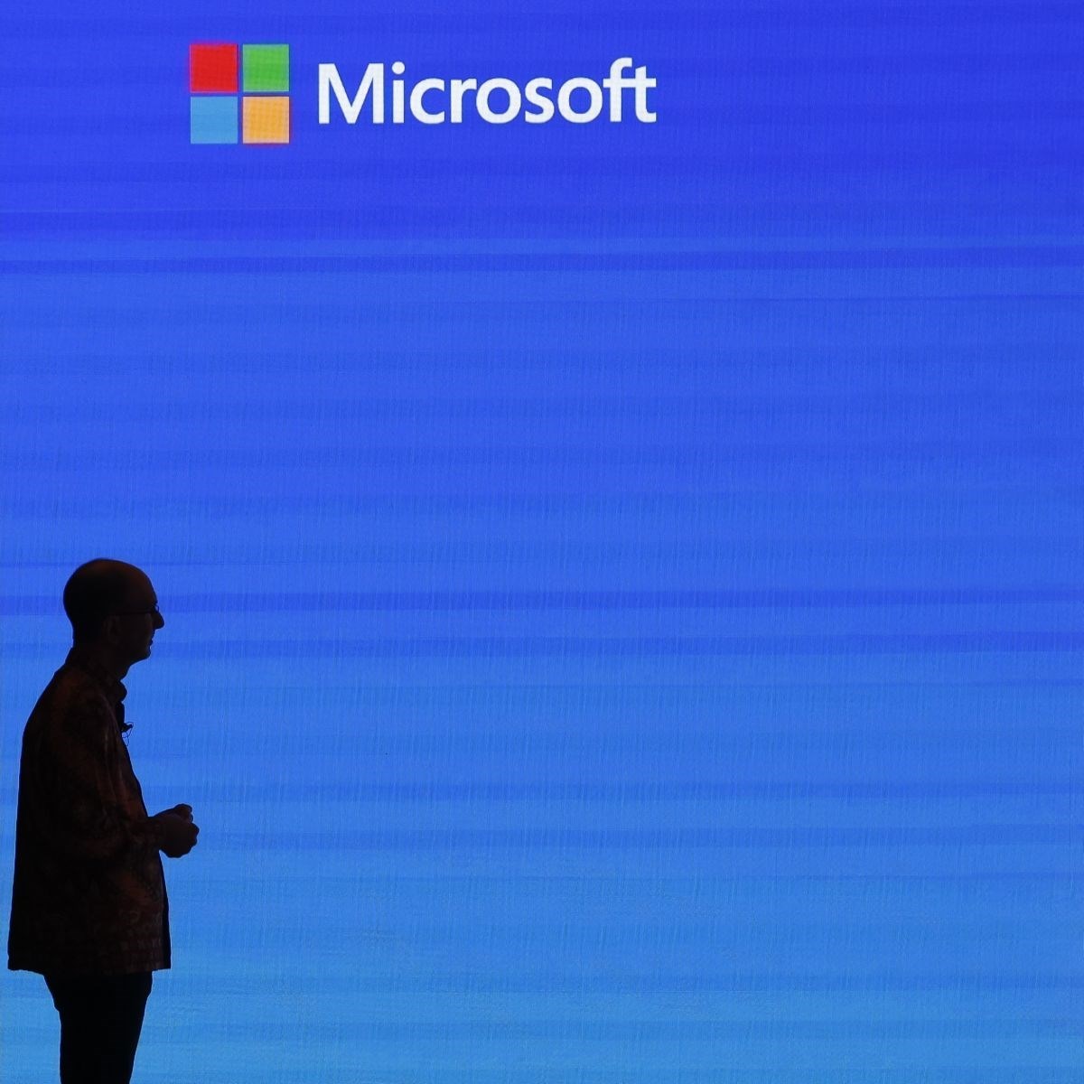 Microsoft: Napadaju nas hakeri