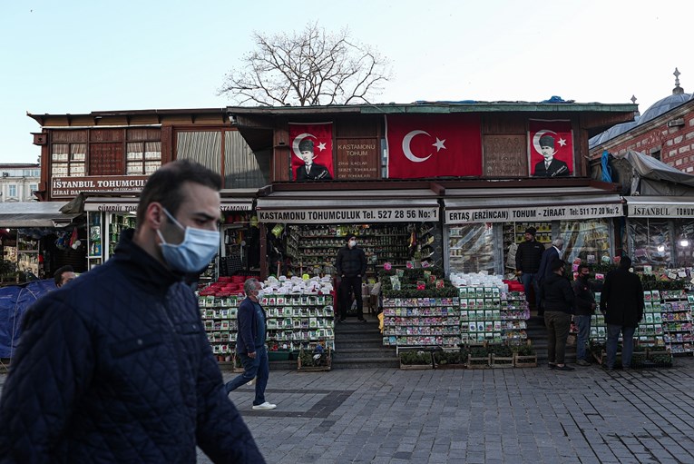Turska ima potpuno drugačiju strategiju protiv koronavirusa. Kakvi su rezultati?