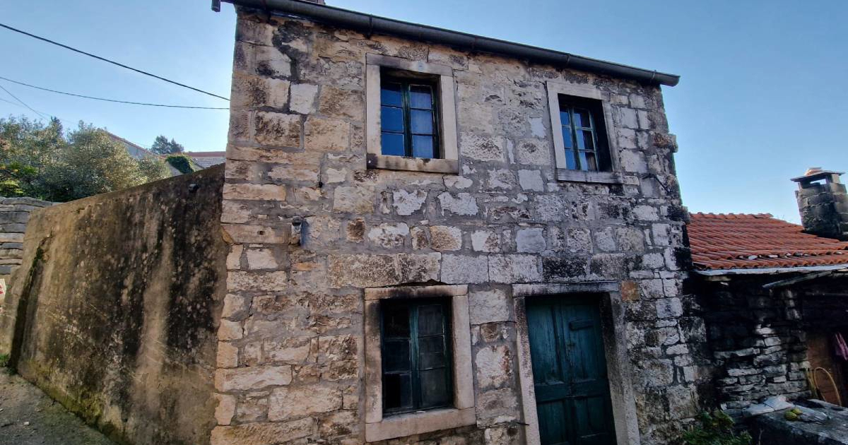 Na Korčuli se prodaje kamena kuća za renovaciju. Cijena? 45.000 eura