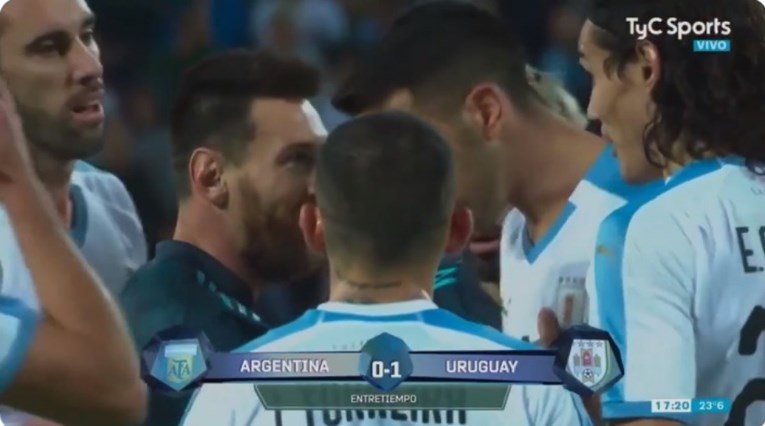 Messi i Cavani umalo se potukli na utakmici