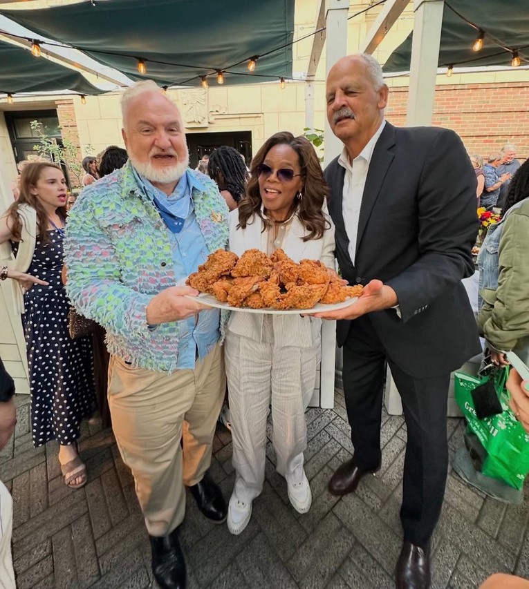 Rijetko ih viđamo zajedno: Oprah snimljena s partnerom nakon sedam godina