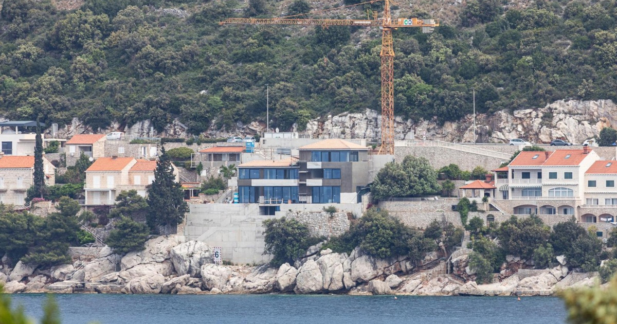 Od Livakovića do Modrića: Pogledajte vile hrvatskih nogometaša na Jadranu