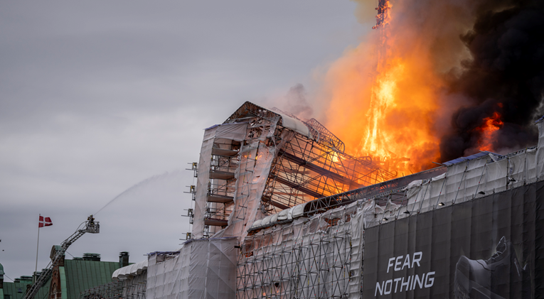FOTO Kopenhagen je danas pretrpio svoj "Notre Dame trenutak"
