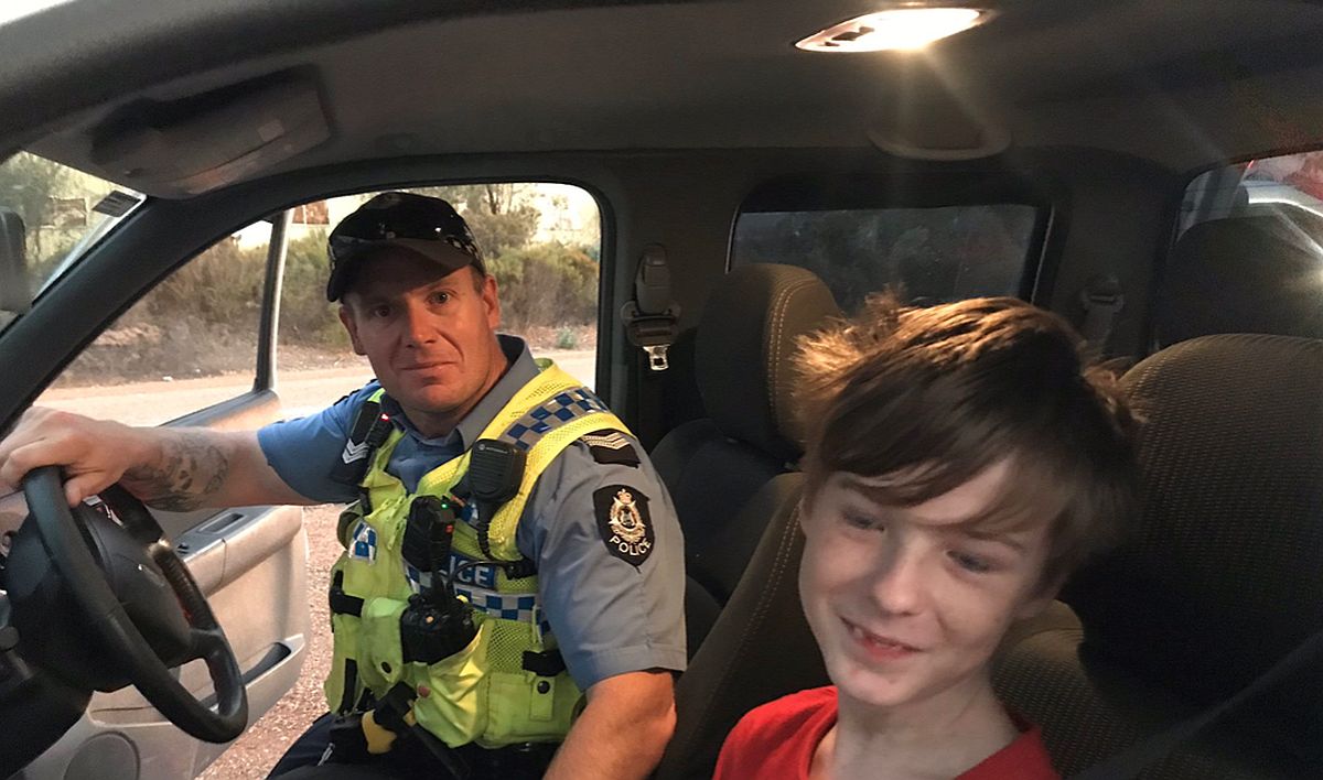 12-godišnjak iz Australije uzeo psa u kamion i odvezao se bježeći od požara