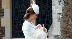 Djecu britanske kraljevske obitelji krste posebnom vodom. Sad su dobili nove 72 boce