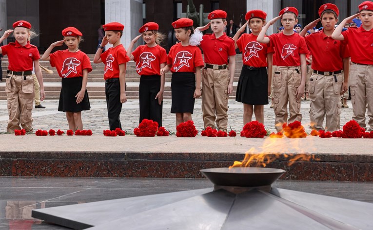 Kyiv Insider: Rusija pretvara vlastitu i ukrajinsku djecu u poslušne ubojice