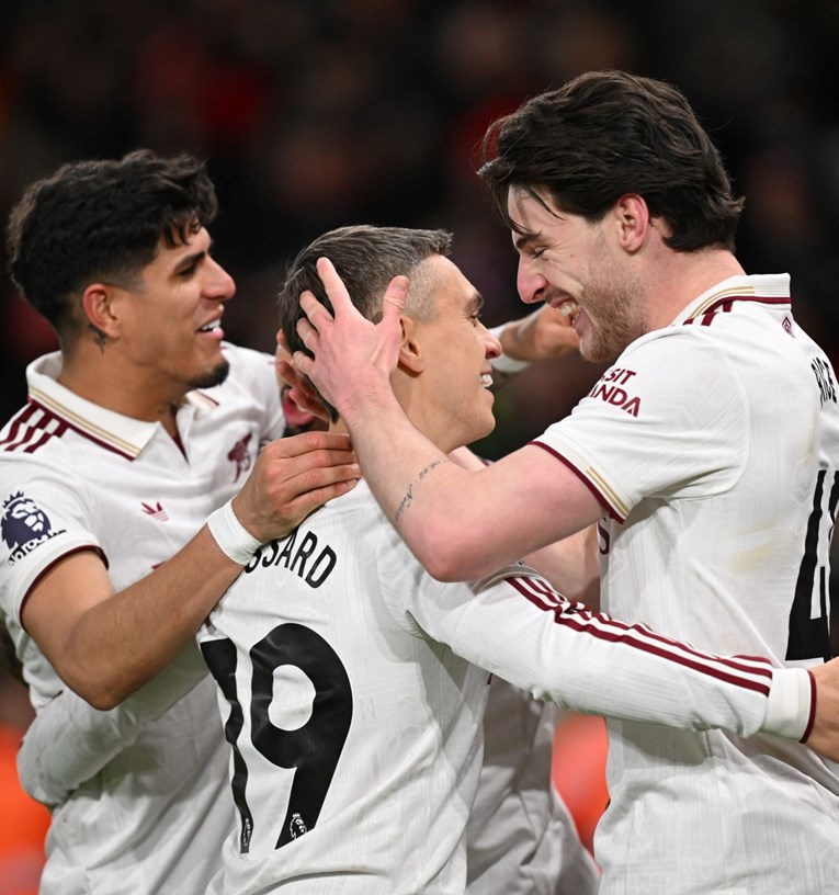 VIDEO Arsenal grabi ka naslovu Premier lige. Rice junak nove pobjede s dva gola