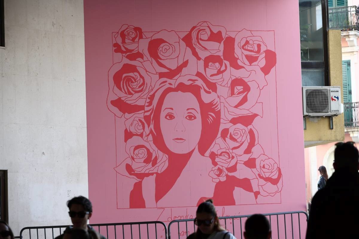 Nakon što ga je prebojala Torcida, mural Zdravke Krstulović osvanuo kraj HNK-a