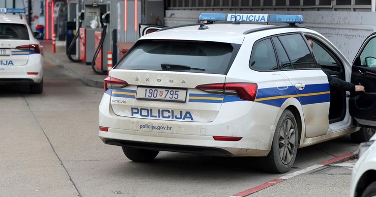 Netko je sinoć opljačkao benzinsku u Zagrebu, mladićima prijetio pištoljem