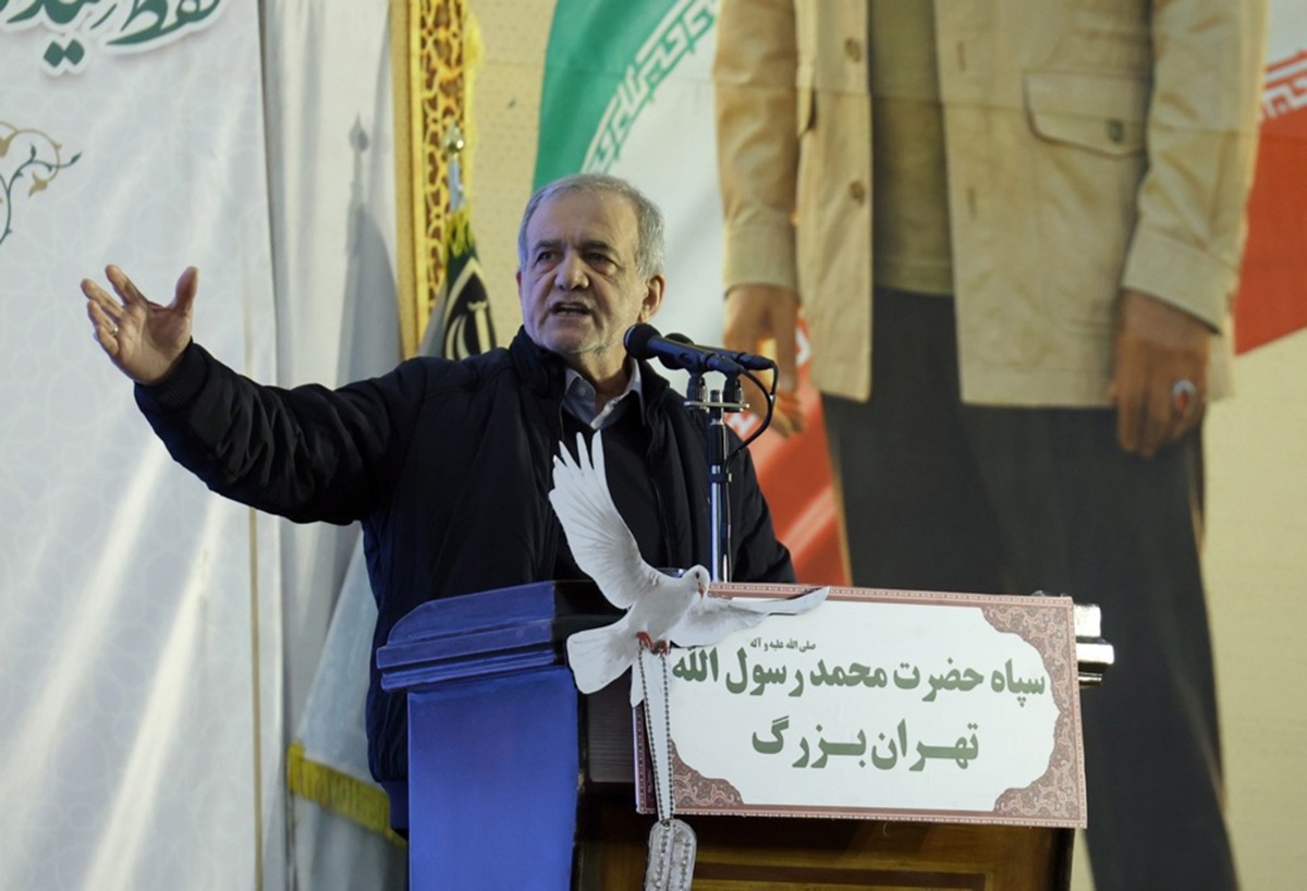 Iran: Možemo ponovno otvoriti Hormuz, ovo je zlatna prilika