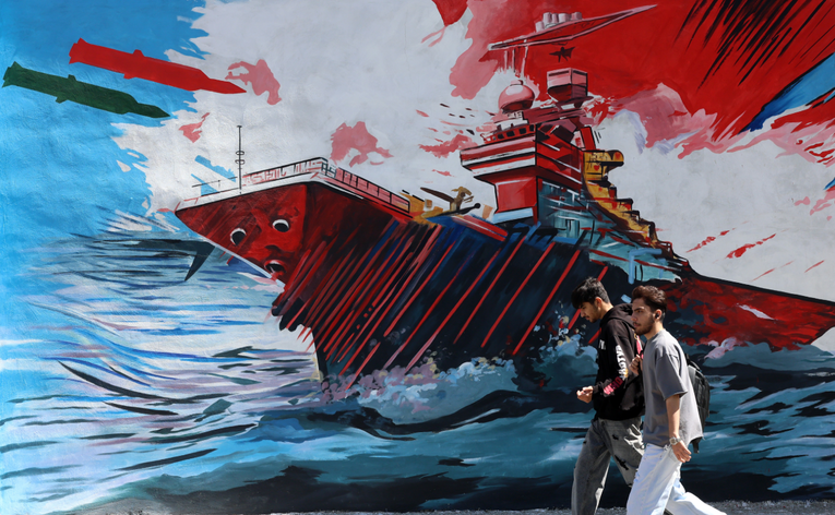 Iran upozorio zemlje Zaljeva zbog američke blokade Hormuza