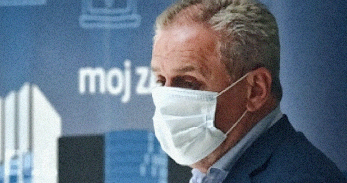 FOTO Bandić naopako nosio masku