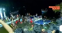 Prevrnuo se brod u Indiji, najmanje 21 osoba poginula, među njima više žena i djece