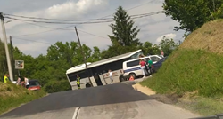 Bus kod Velike Gorice izletio s ceste, ima ozlijeđenih
