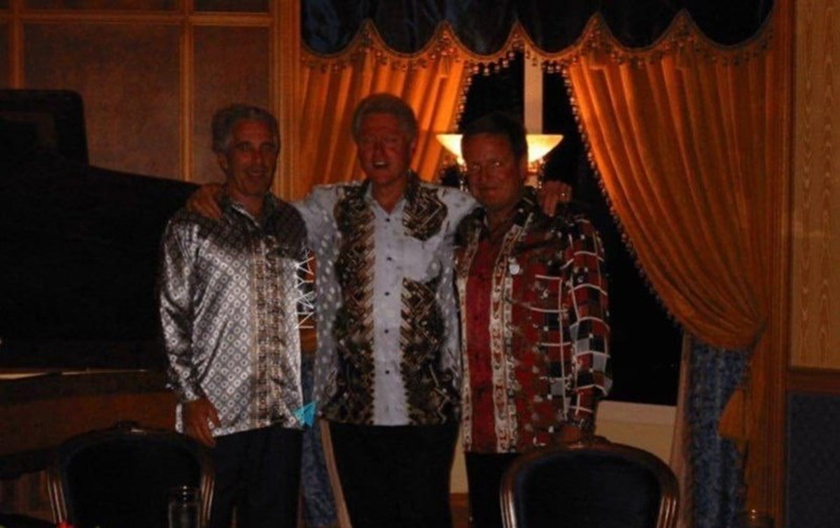 Bill Clinton traži objavu svih dokumenata o Epsteinu