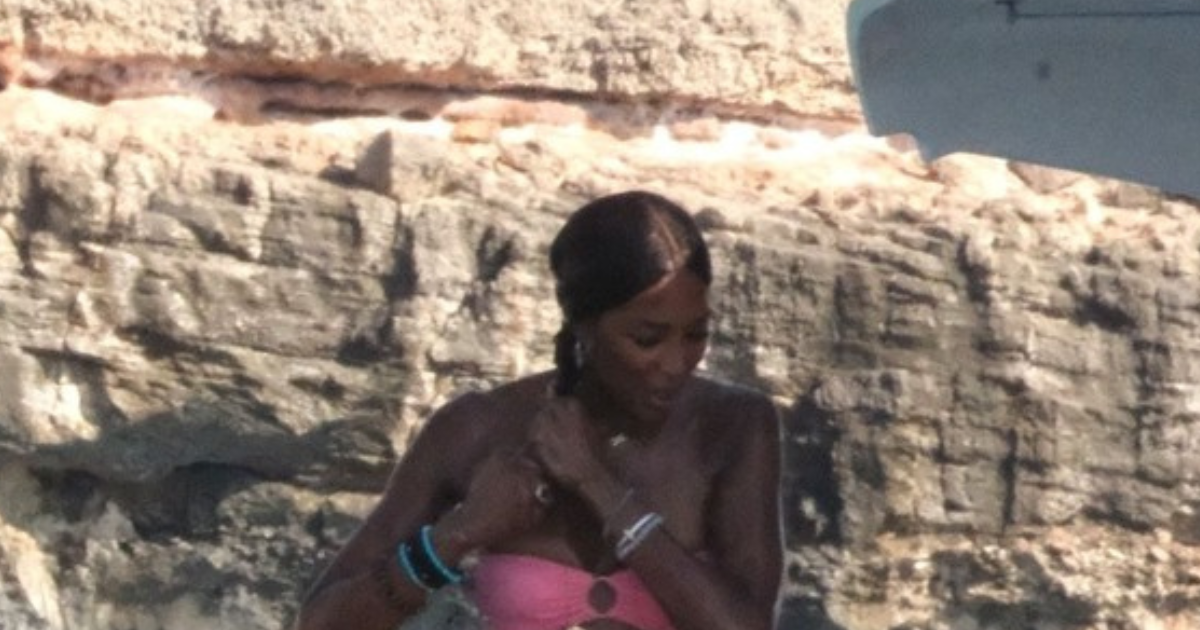 Naomi Campbell (54) snimljena na Ibizi, uživa s prijateljima na luksuznoj jahti