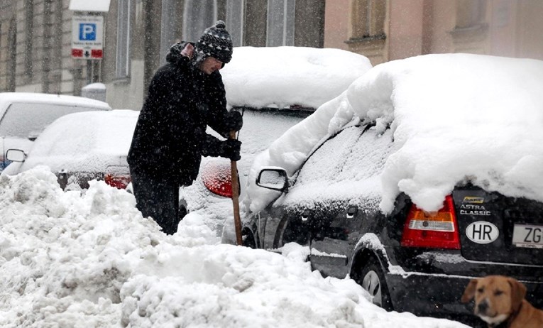 FOTO U Zagrebu je prije točno 7 godina izmjereno 68 centimetara snijega