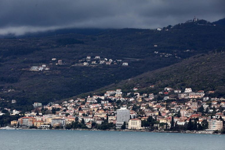 Danas malo kiše, malo sunca, za vikend u gorju opet snijeg