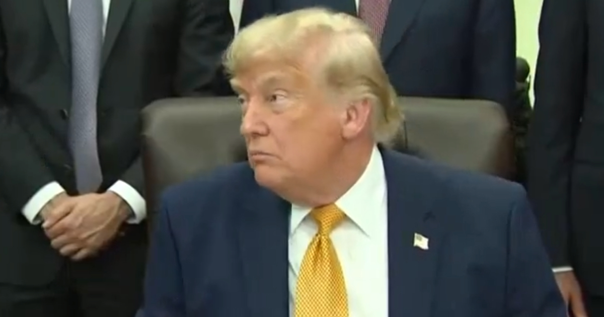 Trump napao glavne europske NATO saveznike: "Glupo"