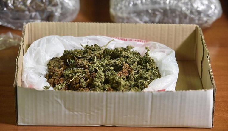 Kod 23-godišnjaka iz Trilja pronađeno 117 grama marihuane