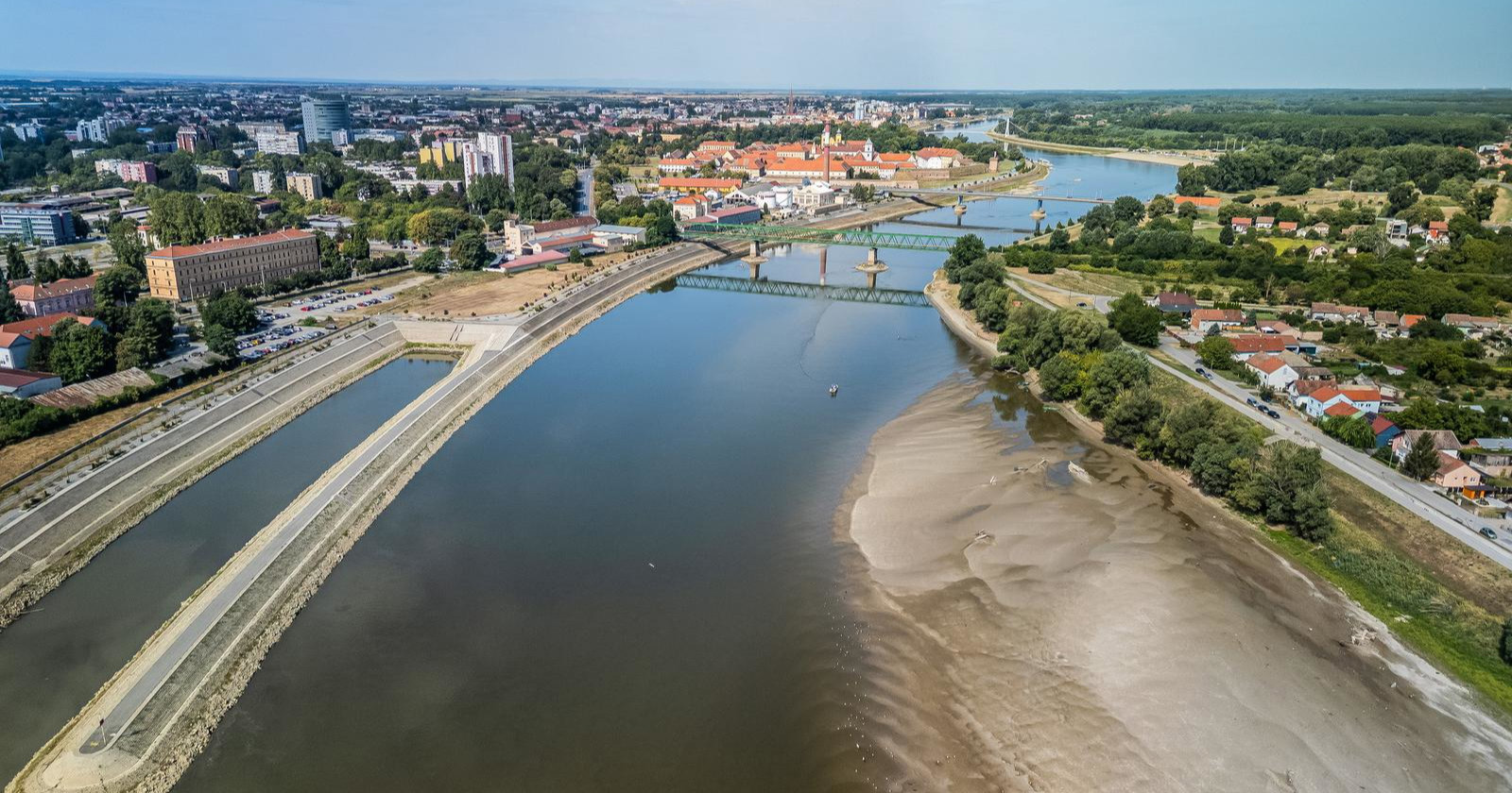 Rekordno niski vodostaji Drave i Dunava. Građanima izdano upozorenje