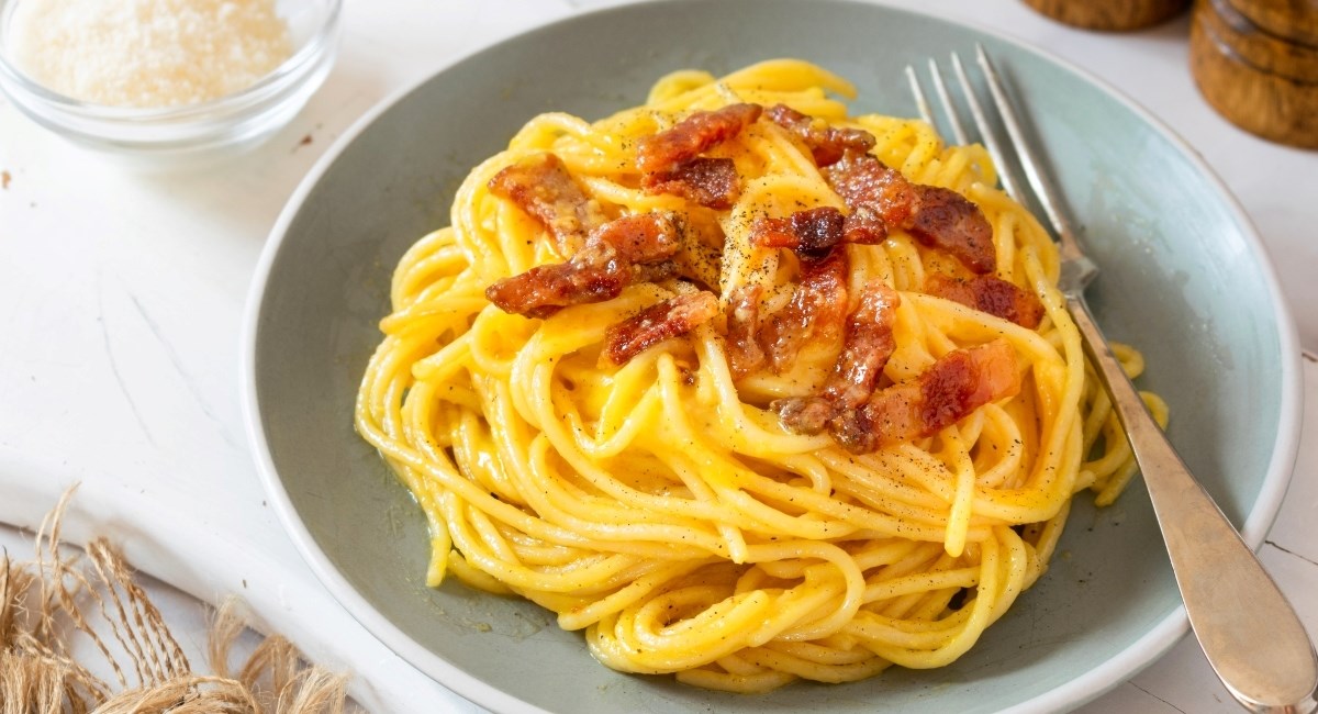 Slavni chef zgrozio sastojcima za popularnu tjesteninu - evo što je u nju stavio