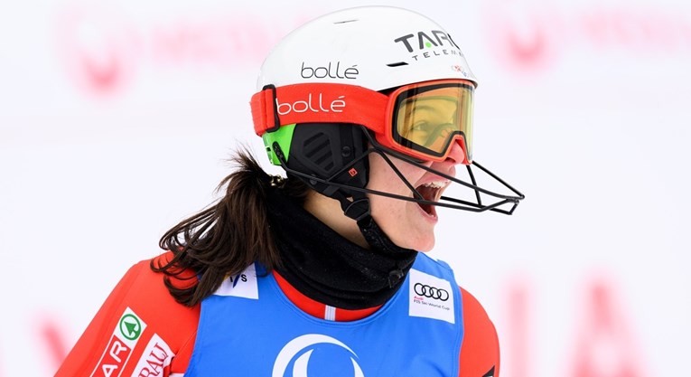 Zrinka Ljutić treća nakon prve vožnje slaloma u Areu, ima malen zaostatak