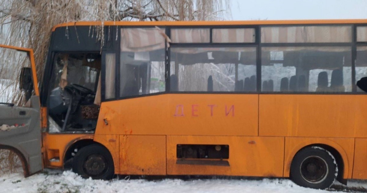 Rusi: Ukrajinci su dronom napali školski autobus u Zaporižji. Ranili su petero djece