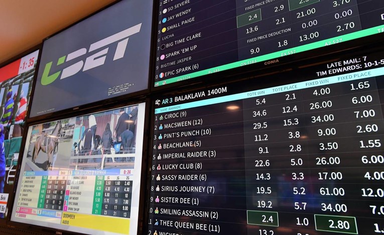 Australija zabranjuje poznate osobe u reklamama za kockanje