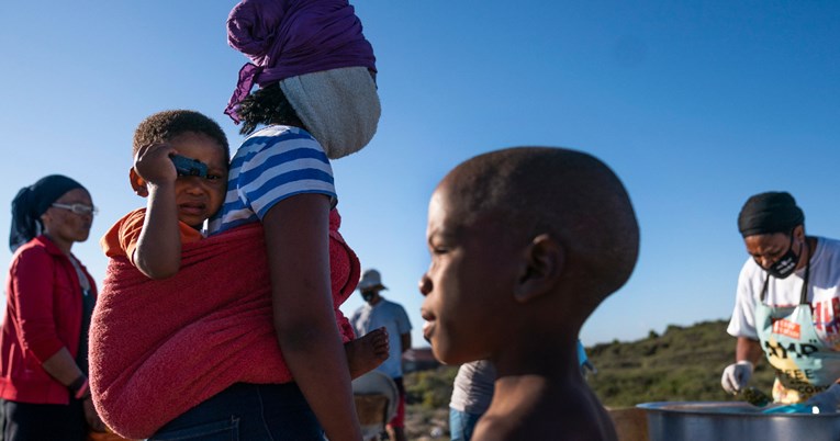 Većini Afrikanaca prijeti gladovanje u karanteni, očekuje se izbijanje nasilja
