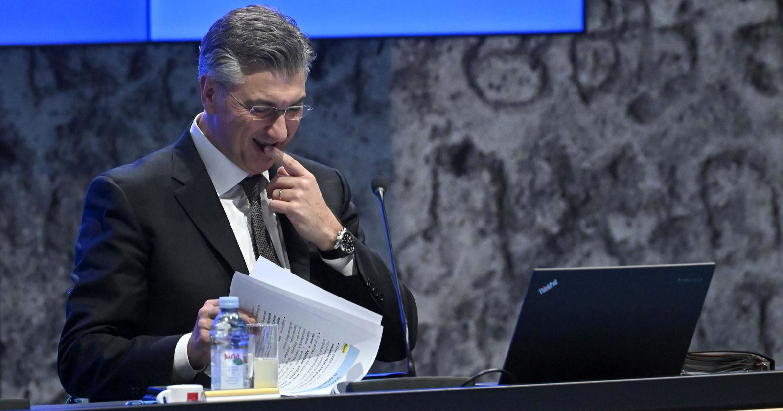 Vlada predložila nova privremena imenovanja u JANAF-u, HAC-u i zračnim lukama