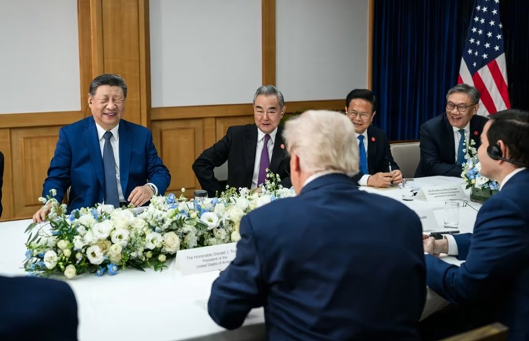 FOTO Bijela kuća objavila fotografije Xi Jinpinga koje kineski mediji skrivaju