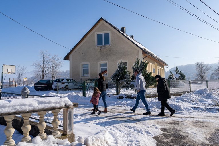 FOTO Kako izgleda najhladnije biralište u Hrvatskoj