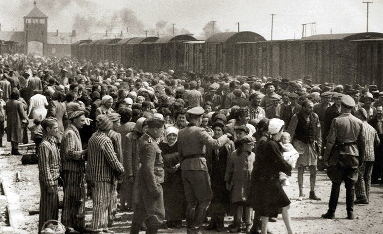 Preživjeli su Auschwitz, a danas upozoravaju: "Sadašnjost je vrlo mračna"