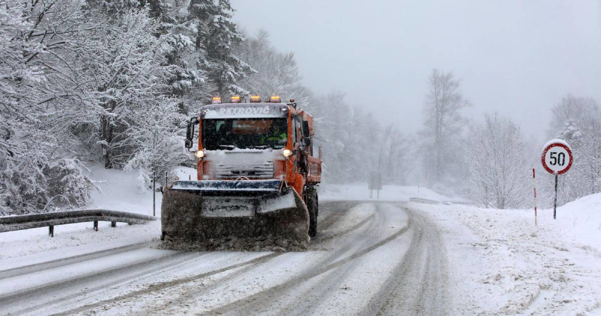 HAK upozorava: Bez zimskih guma ne krećite na put, zabrane na određenim dionicama