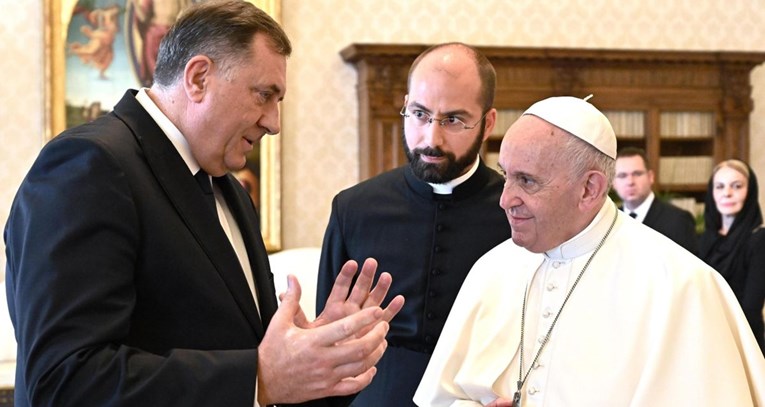 Mediji u BiH prisjećaju se posjeta Pape Sarajevu, oglasio se i Dodik