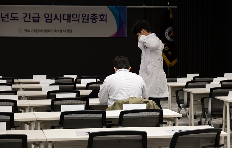 Južna Koreja: Liječnicima rok do kraja mjeseca da se vrate na posao
