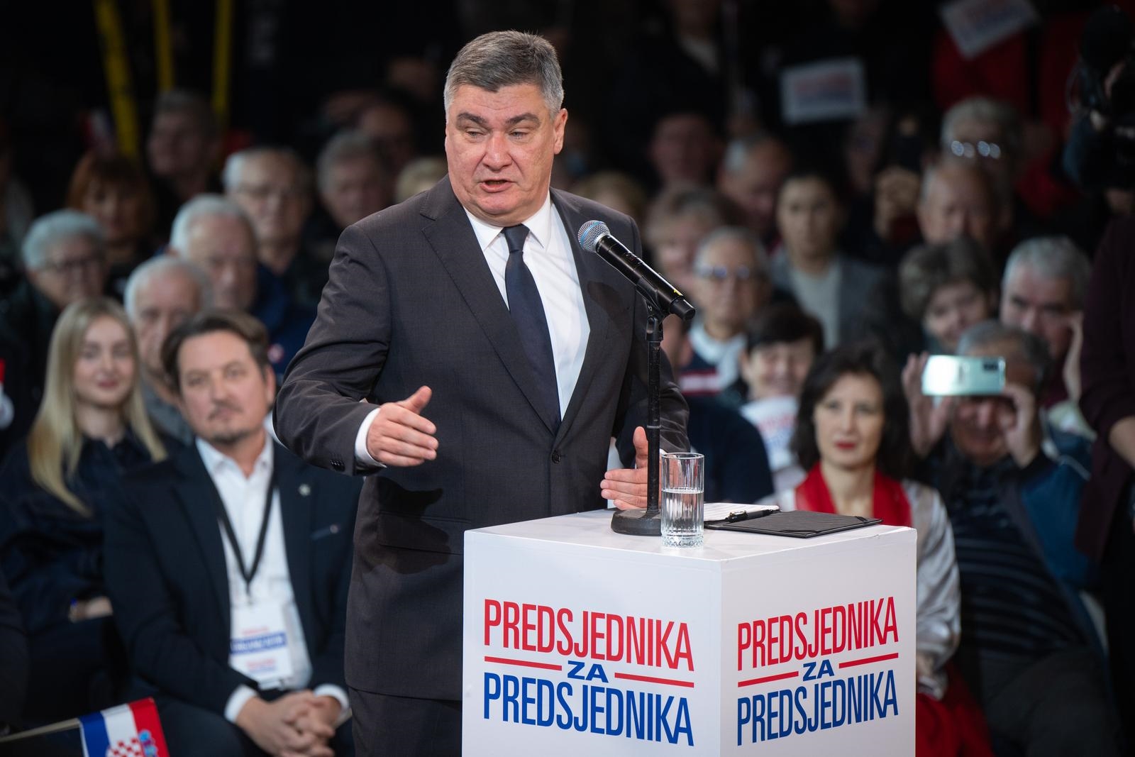 Milanović održao prvi skup: Imali smo čobansku prevaru. Ispričavam se čobanima