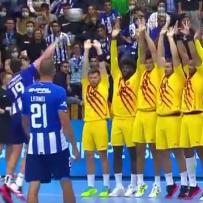 VIDEO Hrvatski rukometaš u Ligi prvaka iz deveterca zabio gol kakav se rijetko viđa