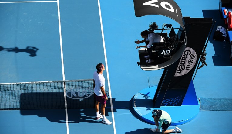 Lijepa srpska sutkinja preodgojila Federera zbog psovki i divljanja na terenu