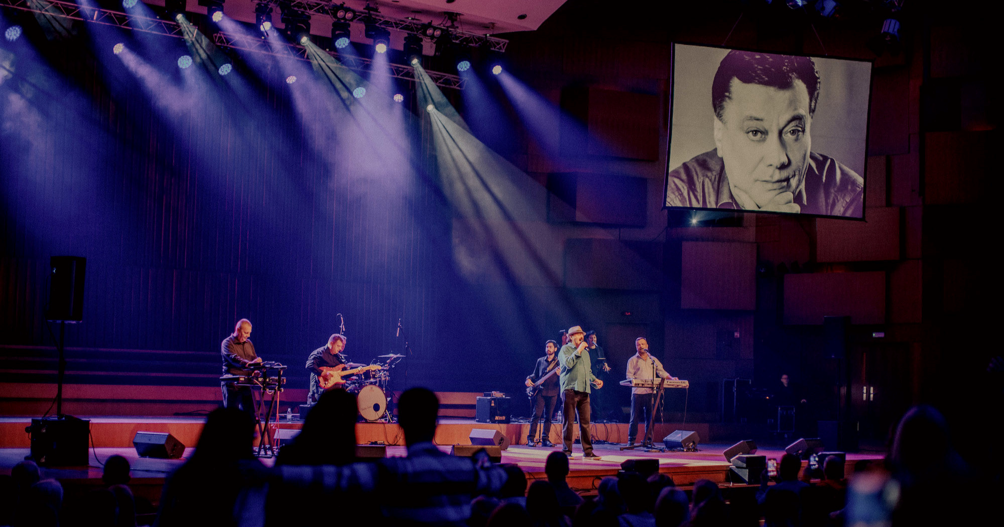 Haris Džinović nastupio u Lisinskom: "Ovaj koncert posvećujem Halidu Bešliću"