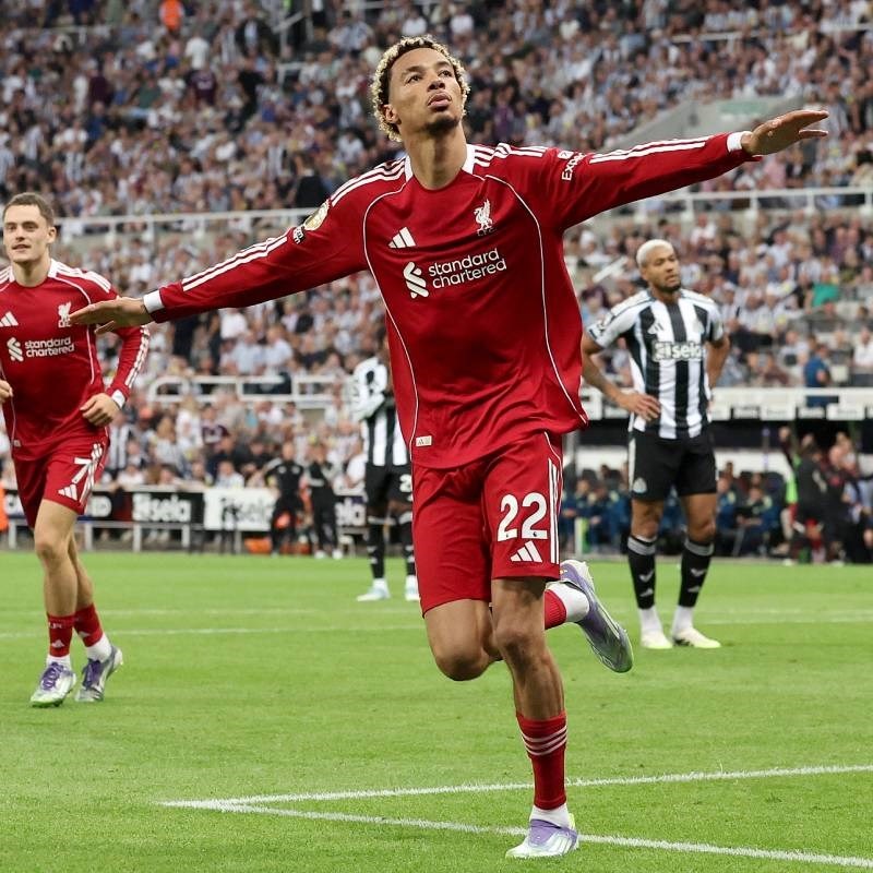 VIDEO Liverpool u drami pobijedio Newcastle. 16-godišnjak zabio u 100. minuti