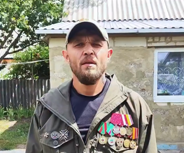 VIDEO Veteran Putinu: Odmah me pozovi k sebi, inače okrećemo oružje prema Kremlju