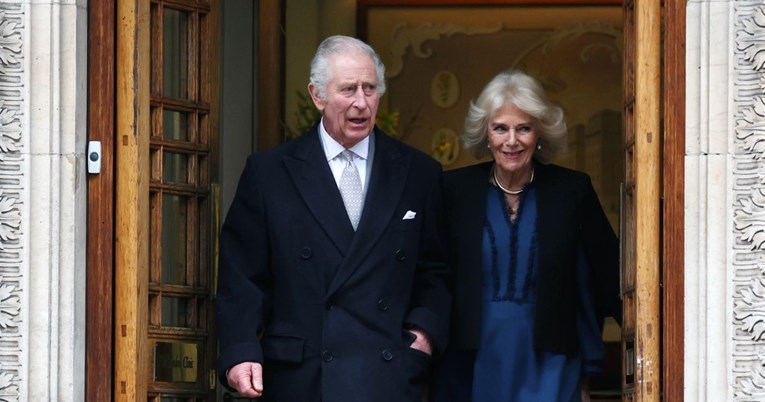 Kralj Charles i kraljica Camilla napustit će svoj dom, već traže nove radnike