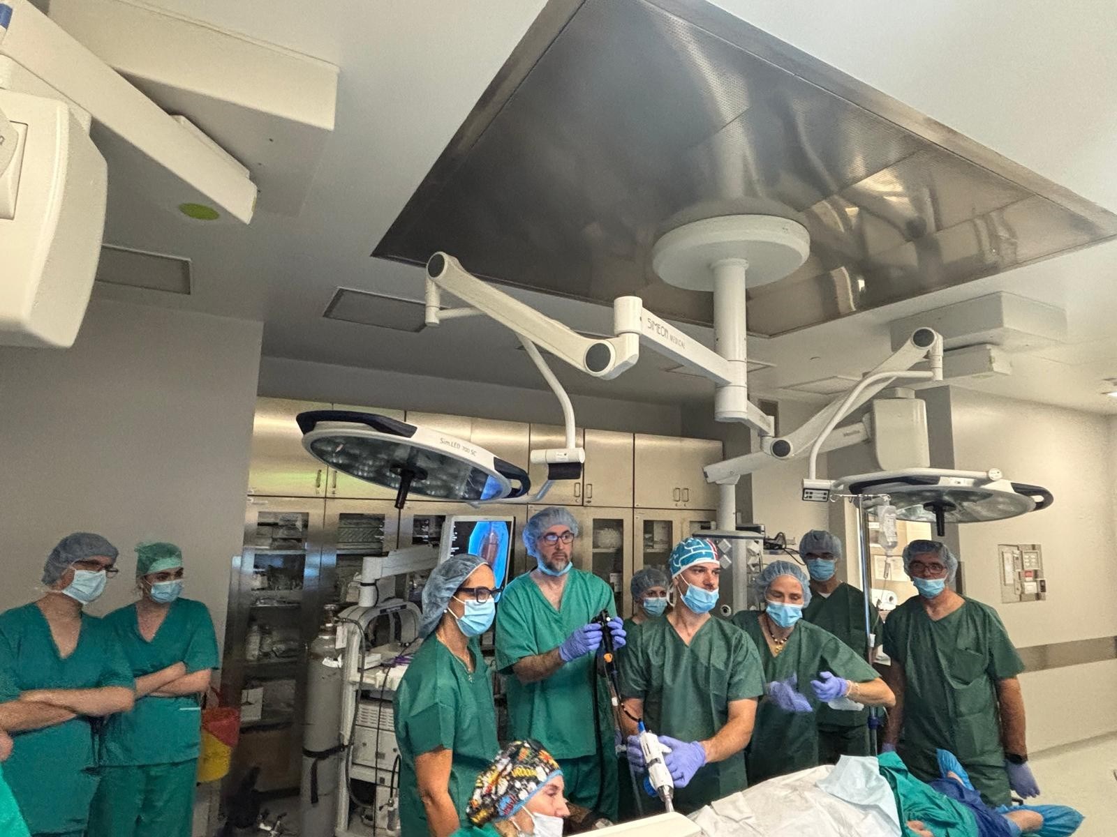 U KB Sveti Duh izveden prvi zahvat liječenja refluksa bez reza u Hrvatskoj