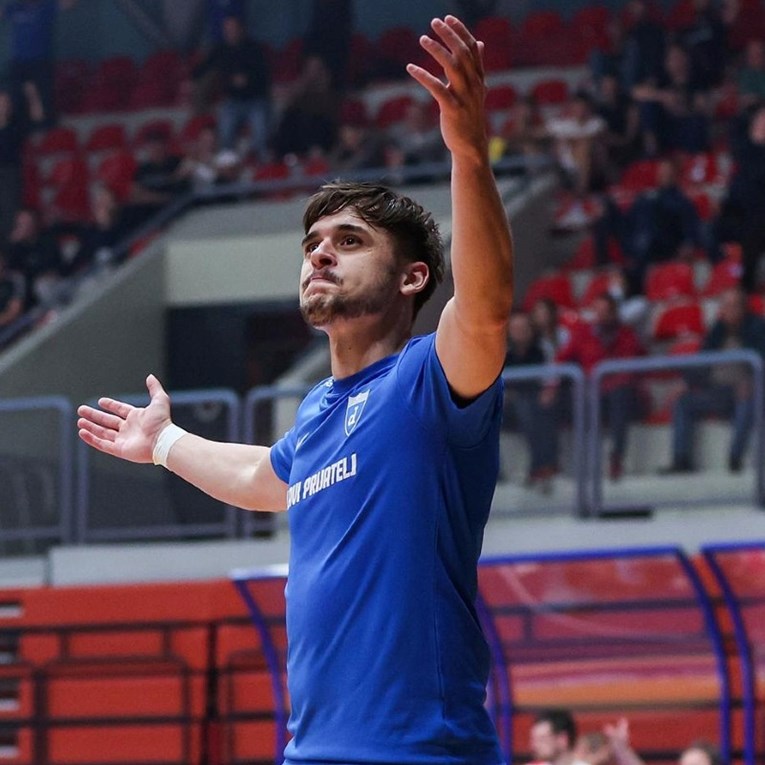 Futsal Dinamo u polufinalu doigravanja SHMNL-a. Torcida i Olmissum ispali