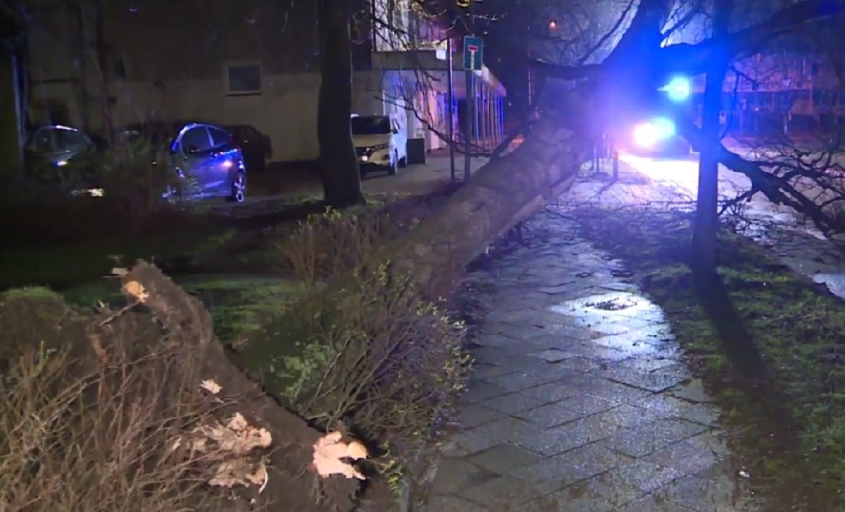 VIDEO Golema oluja u Njemačkoj, u Berlinu izvanredno stanje. Moguć je i tornado