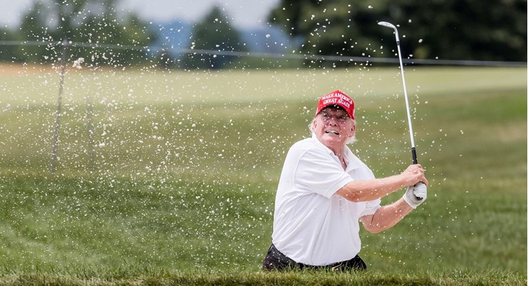 Južnokorejski predsjednik trenira golf. Nada se da će mu to pomoći kod Trumpa