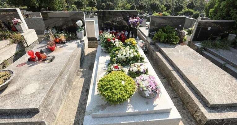 Na godišnjicu smrti Mislava Bage na njegovom grobu stoji dirljiva poruka